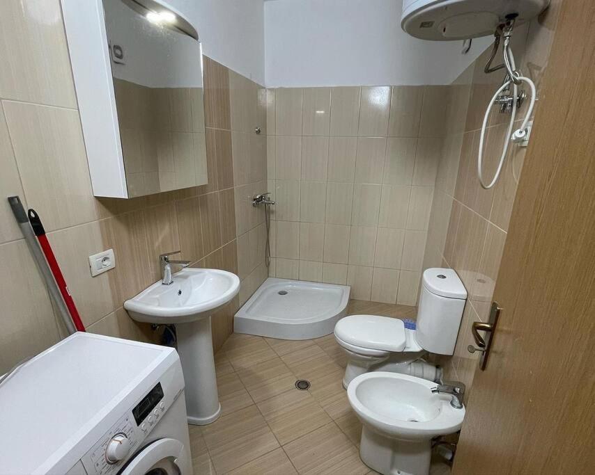 Apartments Hi-Tech Durres Exterior photo